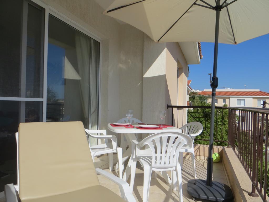 Melania Apartment Paphos Eksteriør bilde