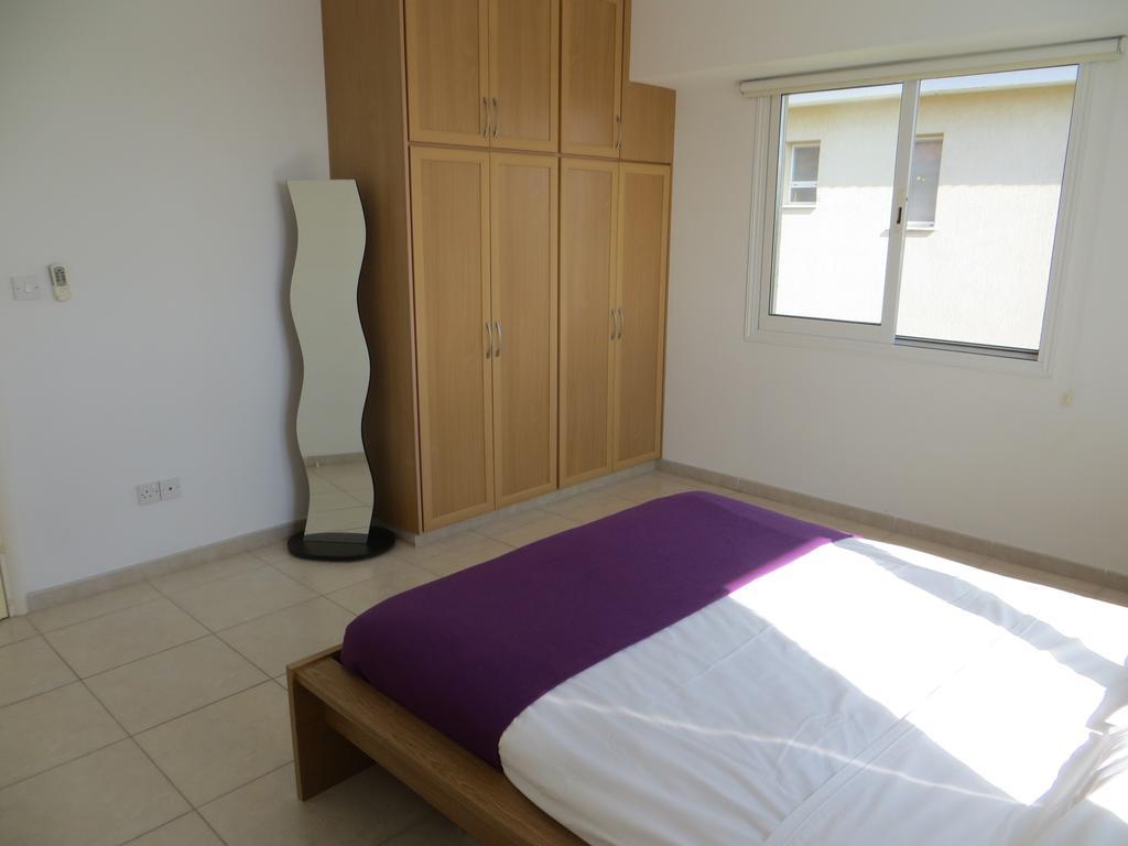 Melania Apartment Paphos Eksteriør bilde