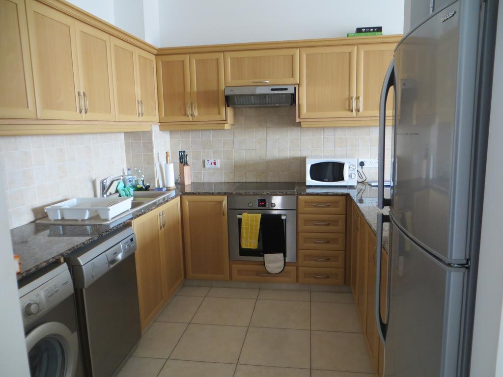 Melania Apartment Paphos Eksteriør bilde